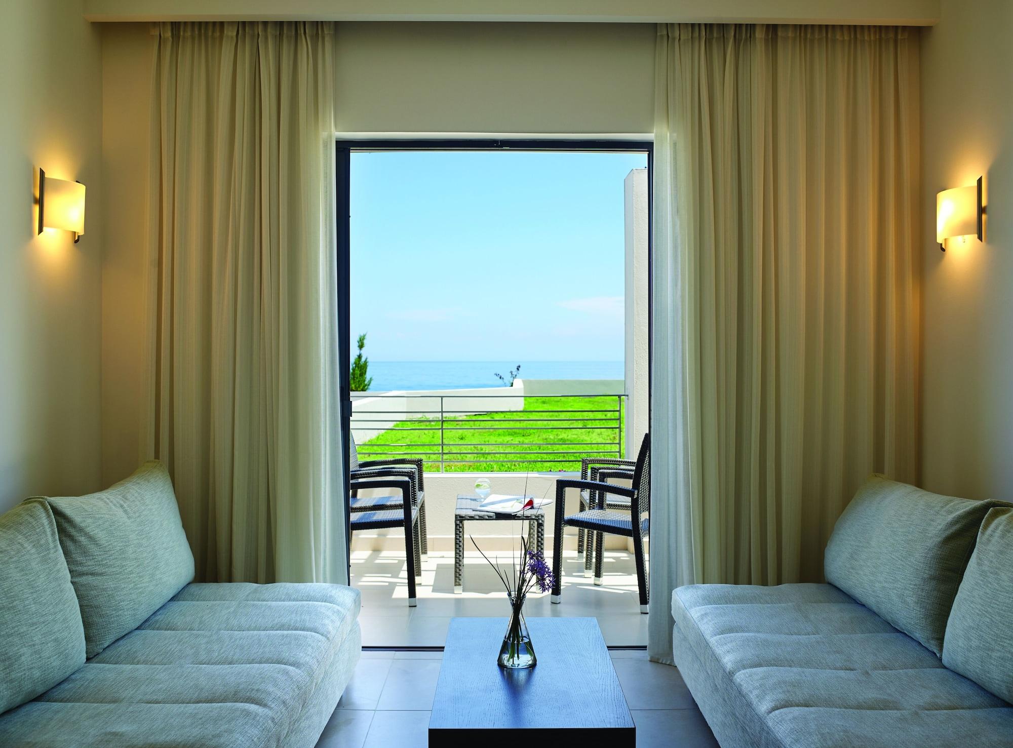 Atlantica Eleon Grand Hotel 5*